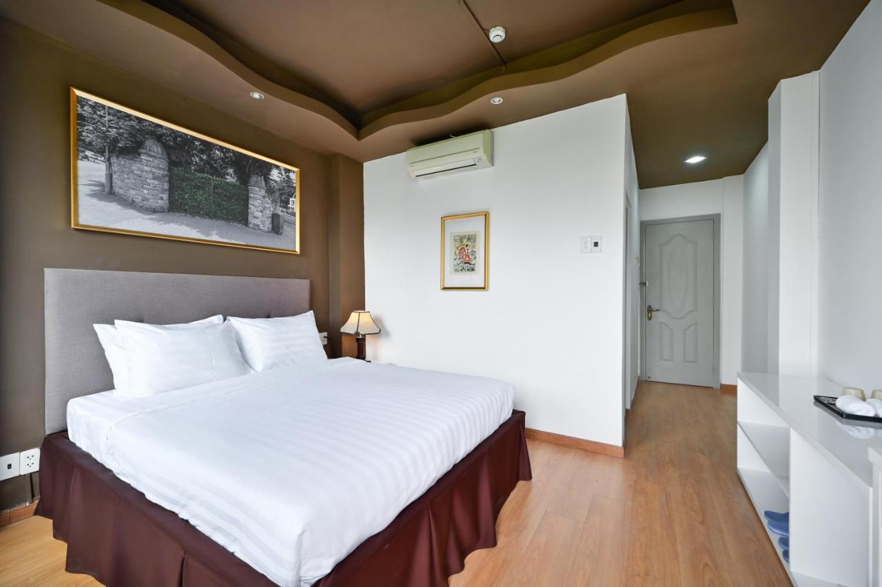 The Noble Swan Wood Park Hotel Хошимин Екстериор снимка