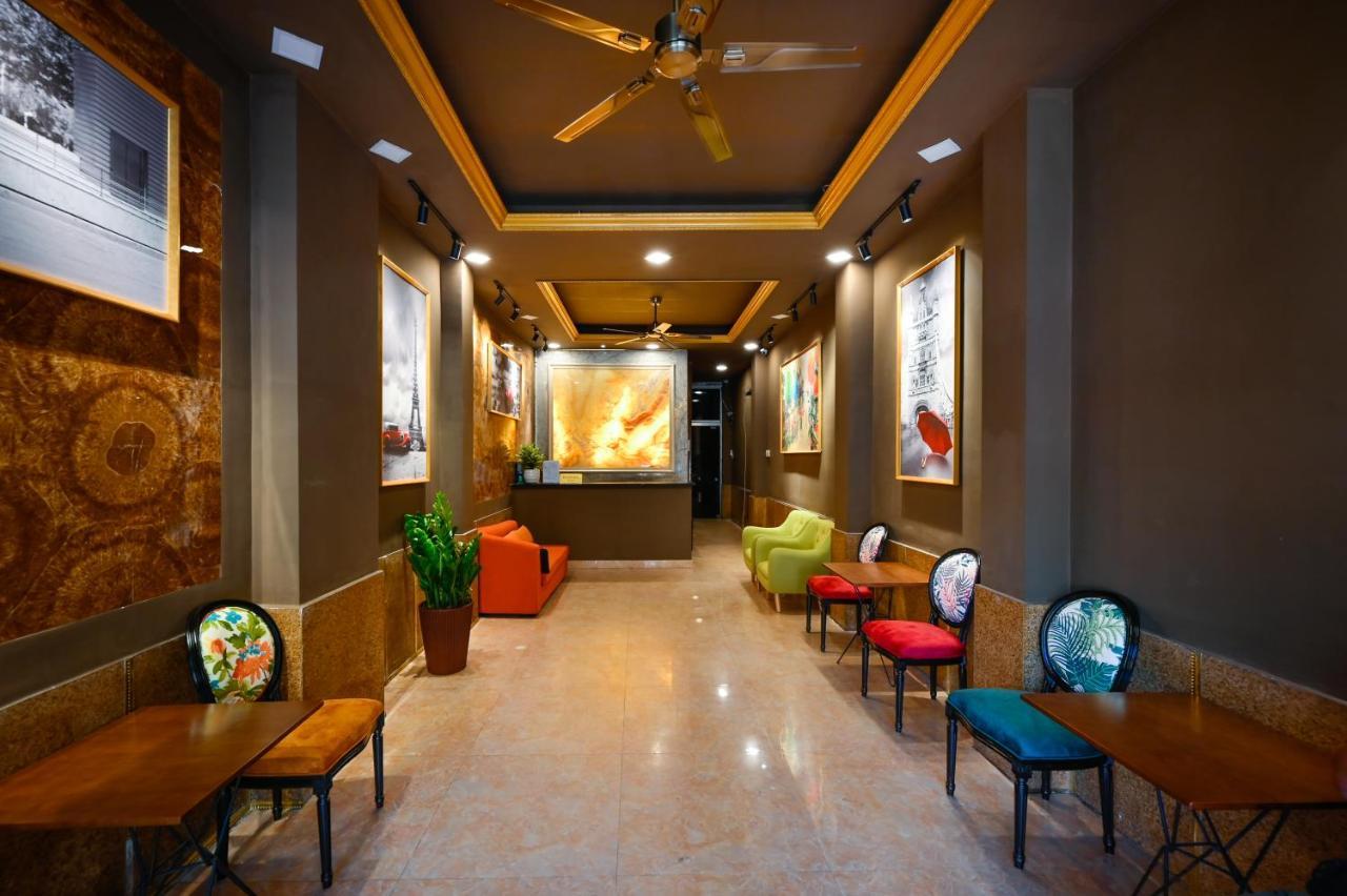 The Noble Swan Wood Park Hotel Хошимин Екстериор снимка