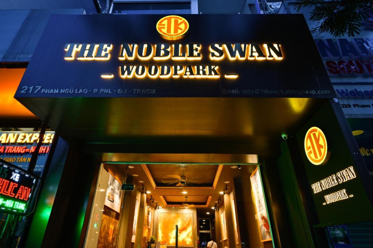 The Noble Swan Wood Park Hotel Хошимин Екстериор снимка