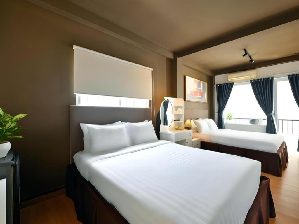 The Noble Swan Wood Park Hotel Хошимин Екстериор снимка