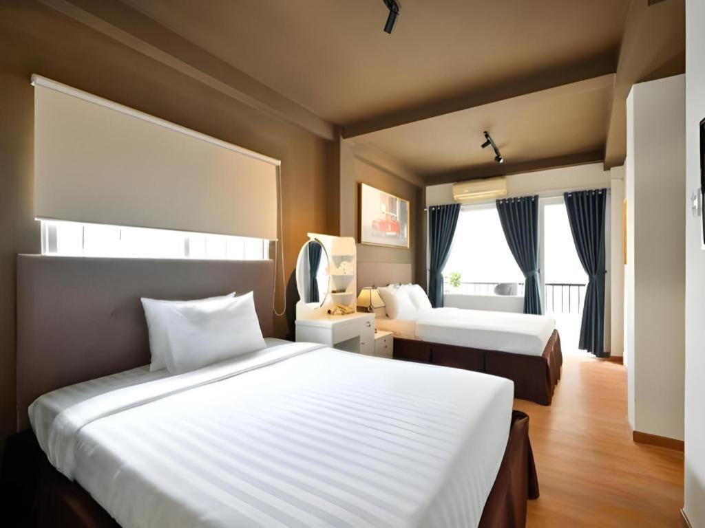 The Noble Swan Wood Park Hotel Хошимин Екстериор снимка