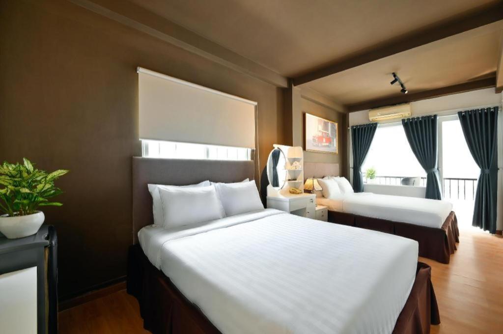 The Noble Swan Wood Park Hotel Хошимин Екстериор снимка