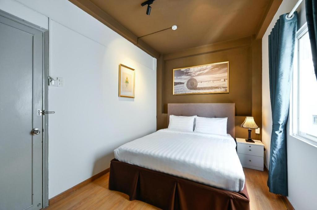 The Noble Swan Wood Park Hotel Хошимин Екстериор снимка